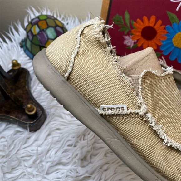 Crocs Men's Santa Cruz Beige Canvas Slip-On Loafers Size 9 Casual - Picture 5 of 9